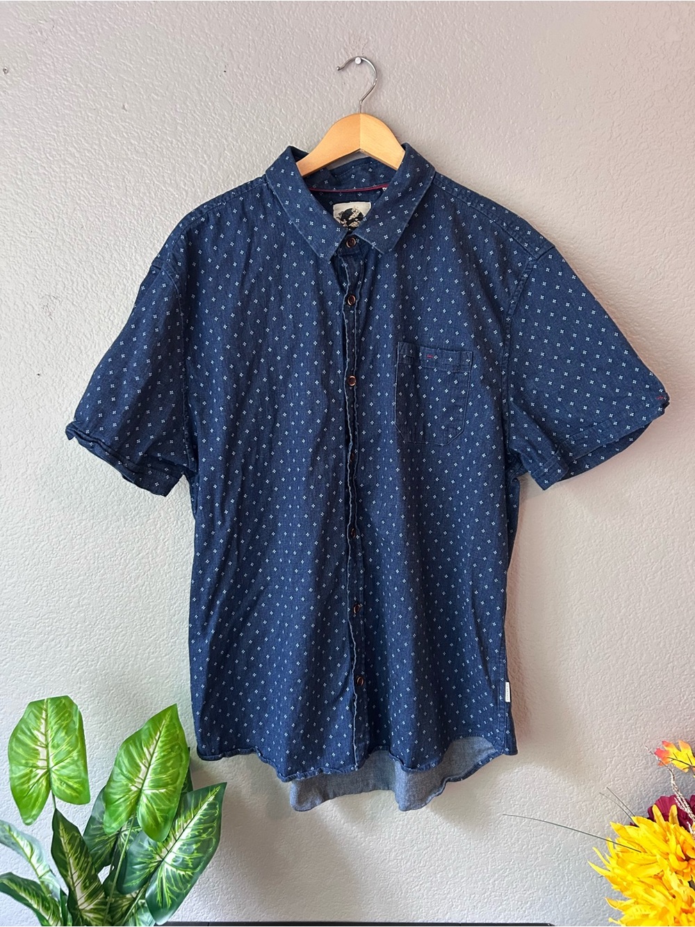 7 Diamonds Navy Short Sleeve Dot-Print Button Down Shirt